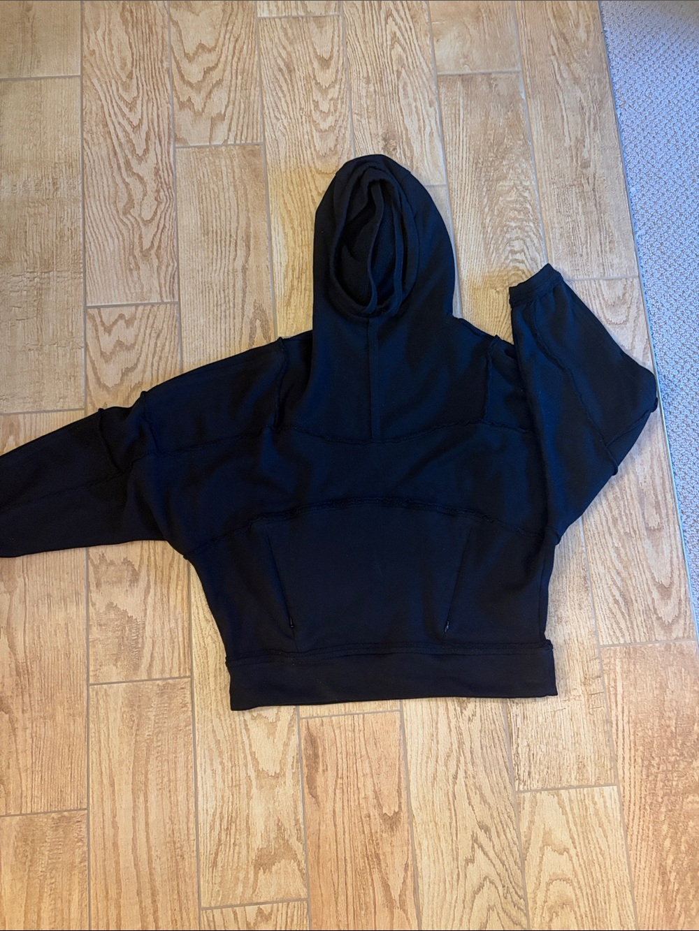 ALO Women’s hoodie